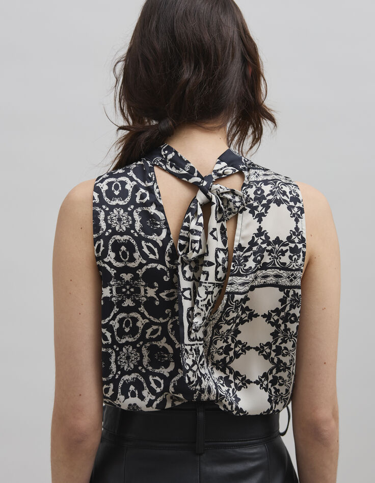 Top de cuello alto estampado patchwork negro para mujer-5