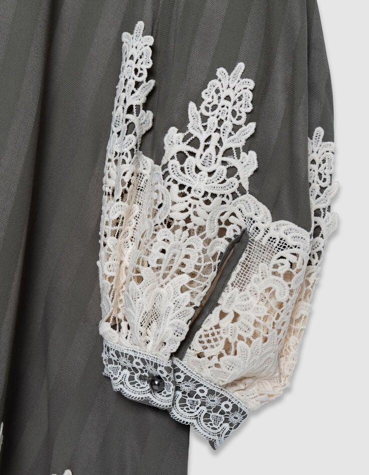 Vestido de rayas caqui holgado con puntilla Mujer-3