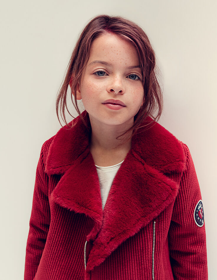 Abrigo rojo oscuro de pana con cuello con piel niña -1