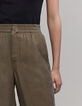 Pantalones anchos en color caqui con bajos fluidos-5