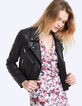Schwarze Lederjacke mit Lochmuster-2