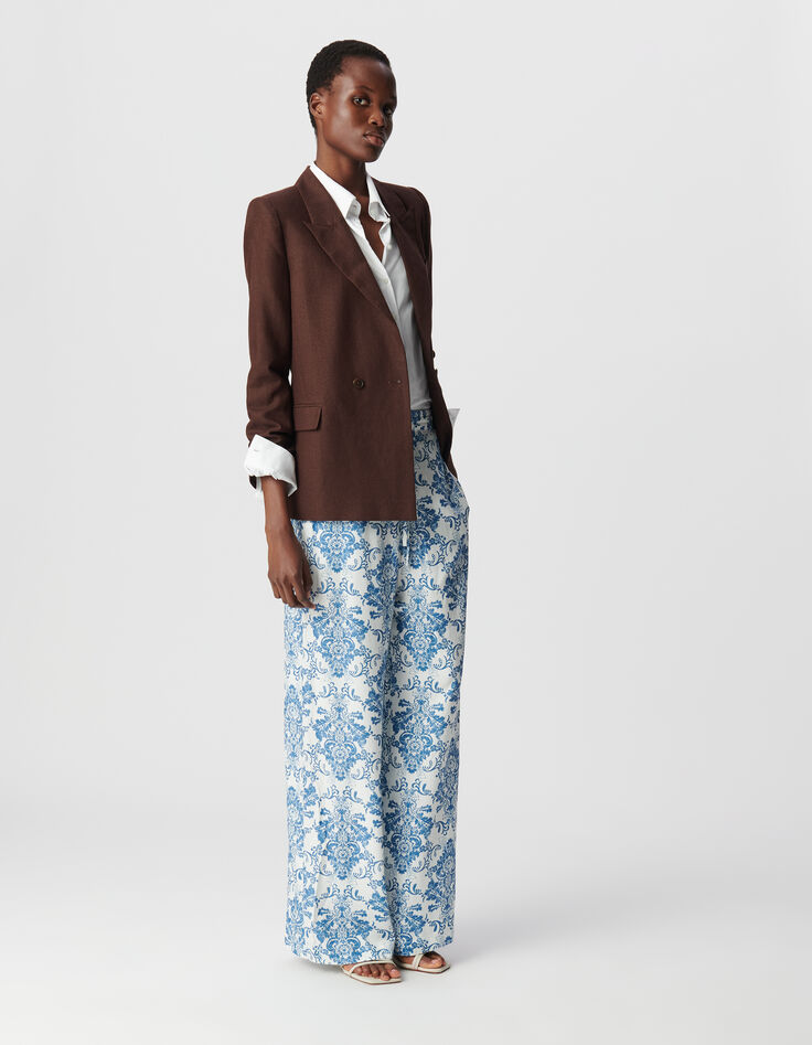 Dames LENZING™ ECOVERO™ blauwe broek met aardewerk print-1