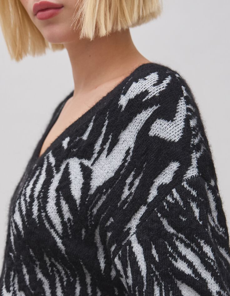 Women's black knit jacquard zebra sweater-2