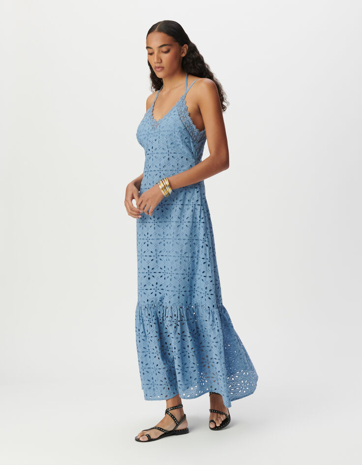 Robe longue fines bretelles bleue broderie anglaise Femme-2