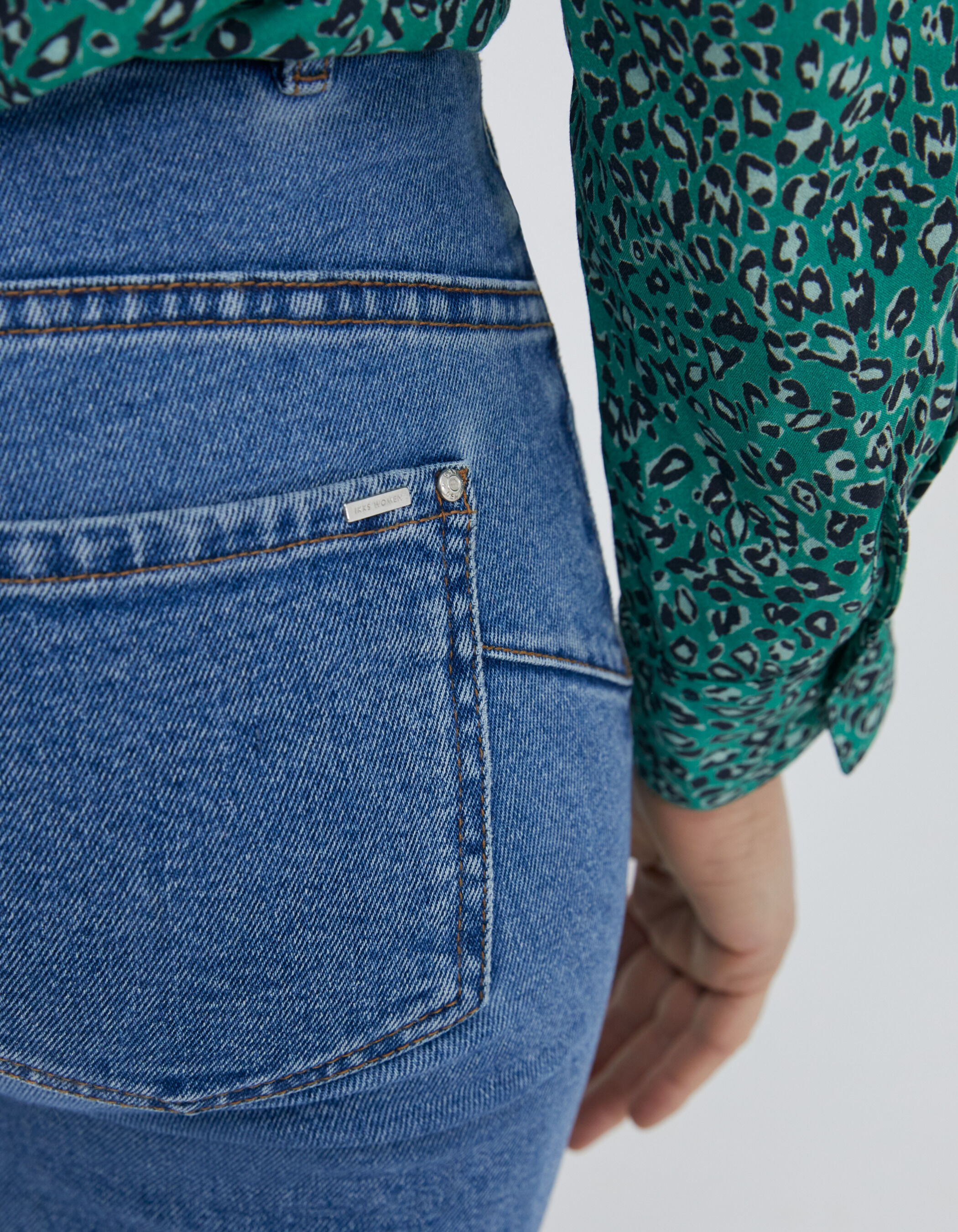 Jean flare bleu taille haute en coton recycl Femme