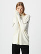 Weißer Damenstrickpulli Schnürdetails an Ärmeln-3