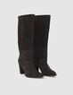 Schokoladebraune Damenstiefel aus Veloursleder-5