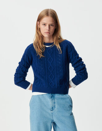 Pull court bleu tricot points fantaisie