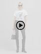 Camiseta blanca oversize visual panther de mujer-8