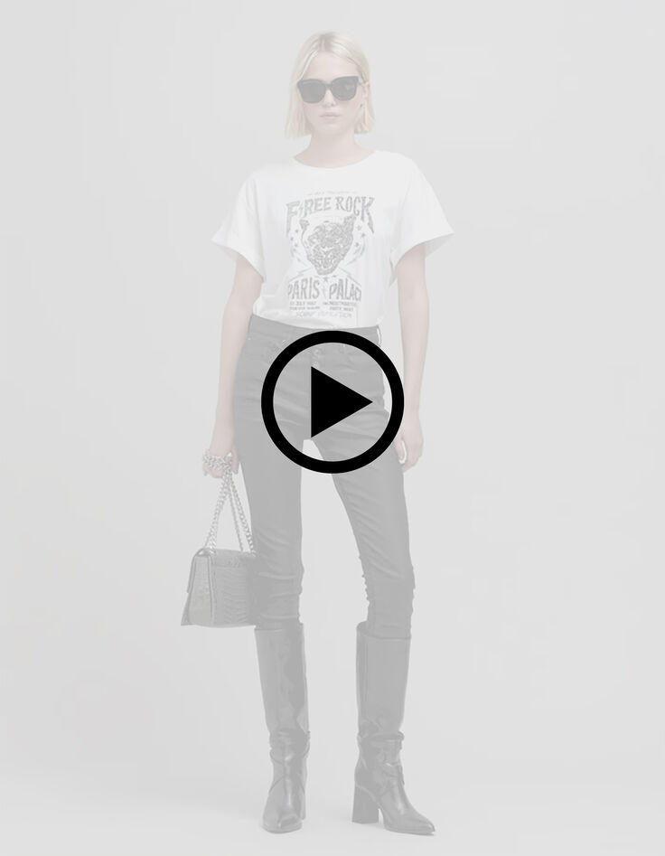 Camiseta blanca oversize visual panther de mujer-8