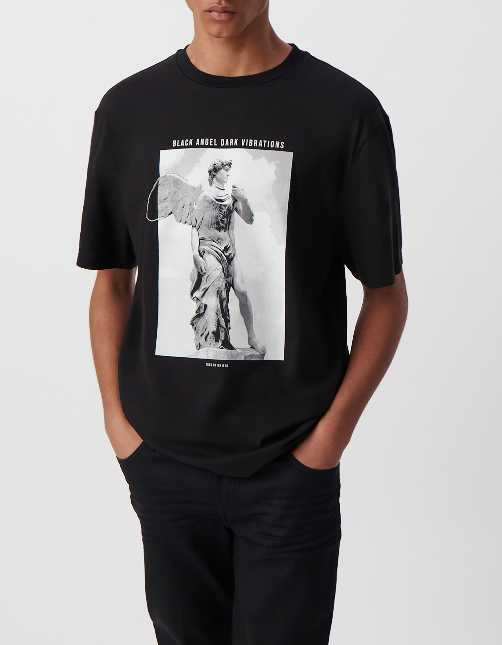 Men's black T-shirt with statue image and embroidery IKKS