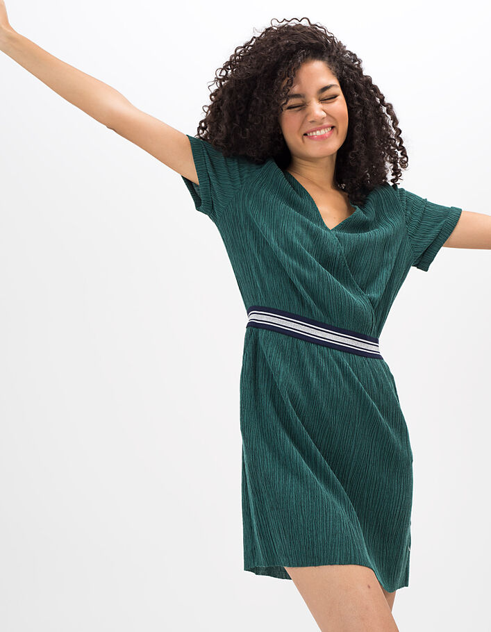 Vestido verde con plisado gofrado 
