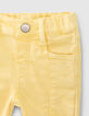 Hellgelbe Jeans mit Naht vorne für Babyjungen-3