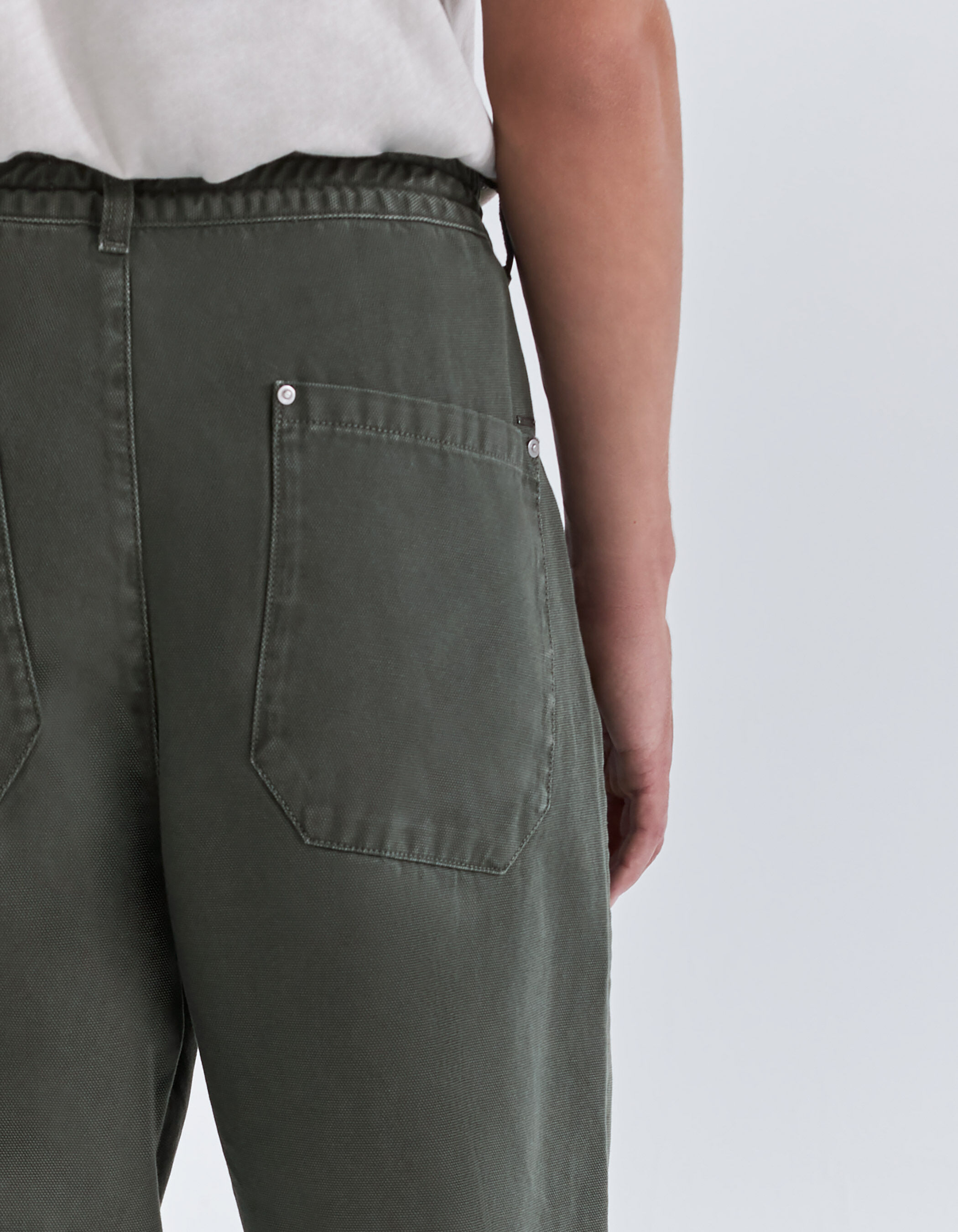 Pantalon cropped deals hombre