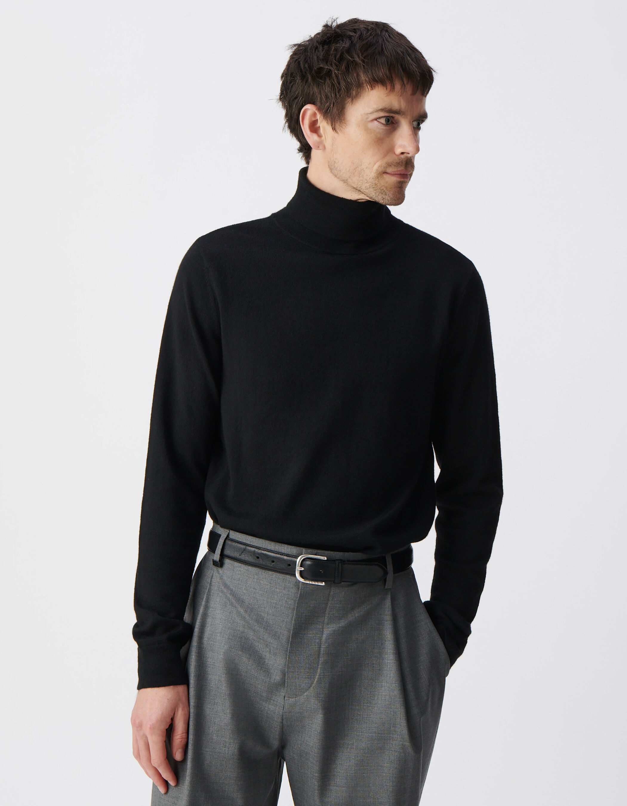 Pull noir 2025 col roulé homme