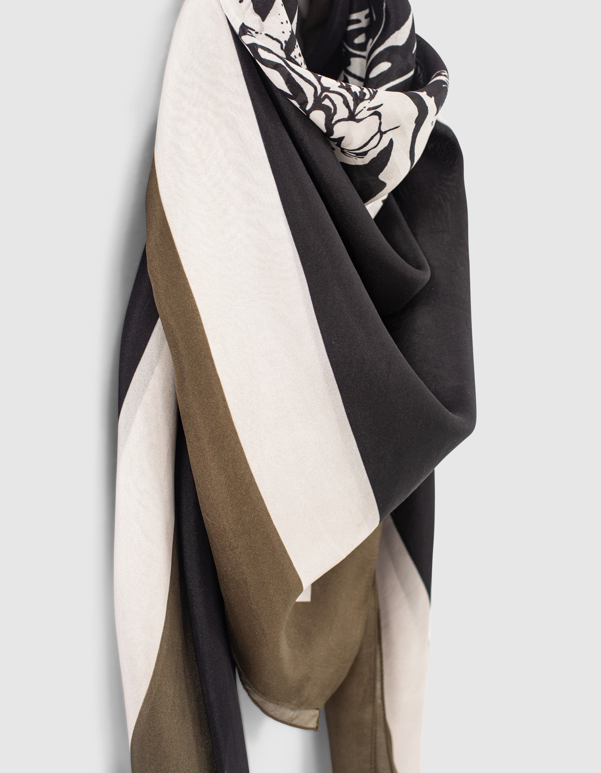 Foulard hotsell ikks femme