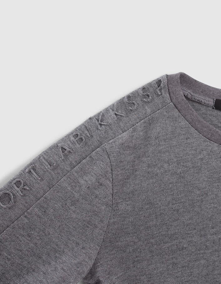 Boys’ grey sport T-shirt, embossed lettering on sleeves - IKKS