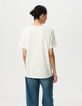 Camiseta blanca mensaje purpurina negra mujer-3