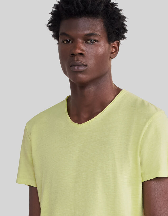 Men’s lime organic cotton Essential V-neck T-shirt - IKKS