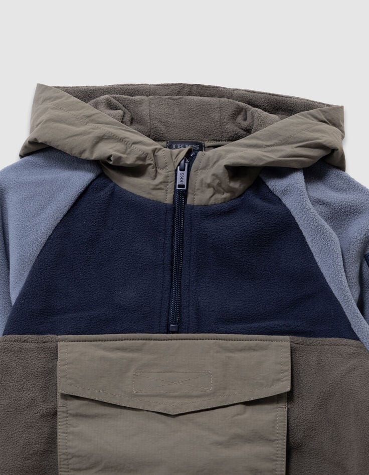 Khaki und blaues Jungenfleece-Kapuzenshirt-2 Khaki und blaues Jungenfleece-Kapuzenshirt-2