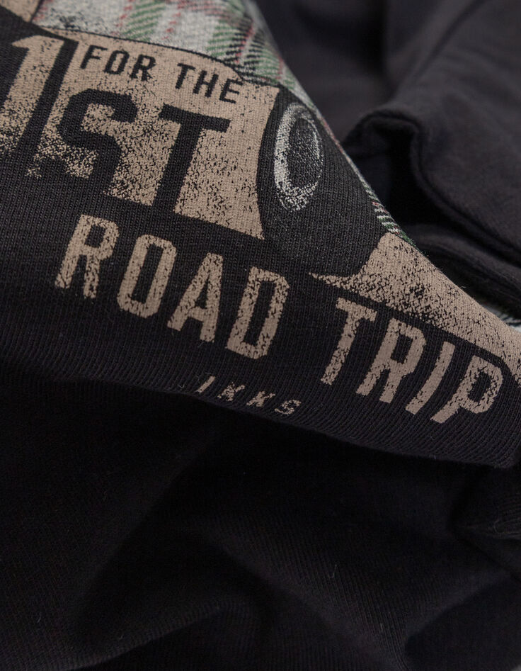 Boys’ black organic cotton T-shirt with printed van image-4