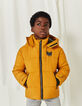 Chaqueta acolchada ocre con capucha y bolsillos ni&ntilde;o-1