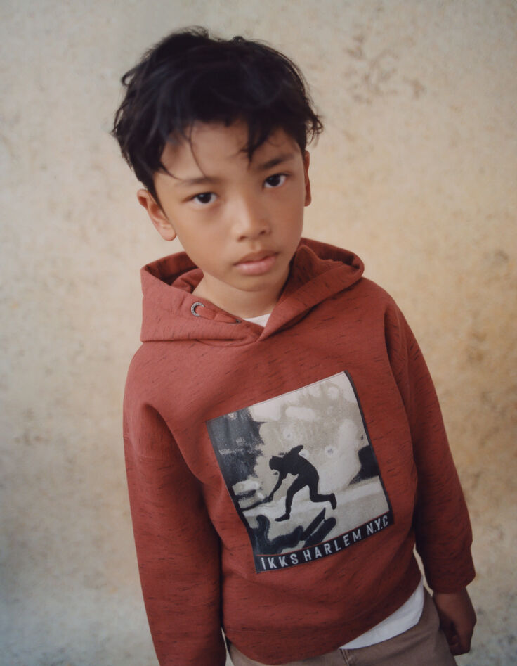 Boys’ dark red marl hoodie with skateboarder image-8