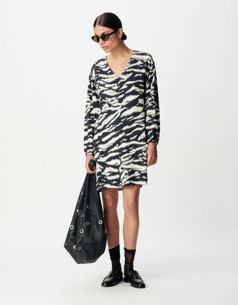 Mujer vestido negro con estampado de cebra - IKKS