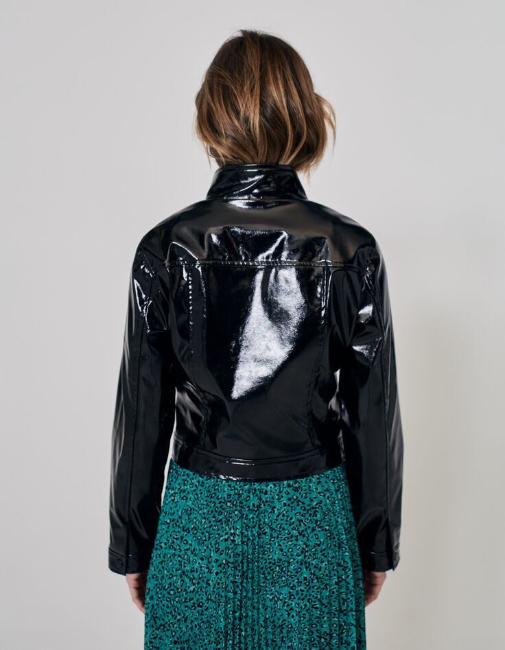 Kurze, schwarze Damenjacke in Vinyl-Optik-3