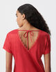Rotes T-Shirt, V-Ausschnitt vorne/hinten-5