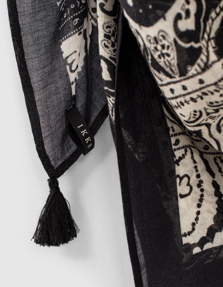 Women’s black & white scarf print fine scarf with tassels-4
