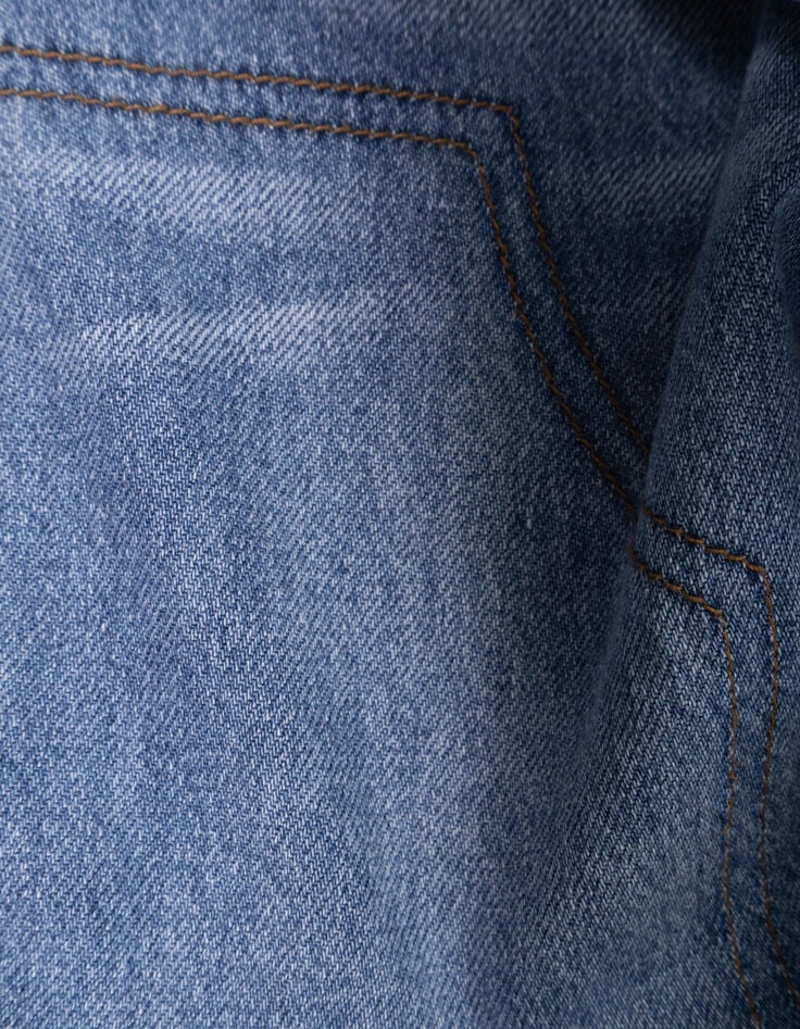 Blaue Jungen-Baggy-Jungenjeans mit Zimmermannstasche-8 Blaue Jungen-Baggy-Jungenjeans mit Zimmermannstasche-8