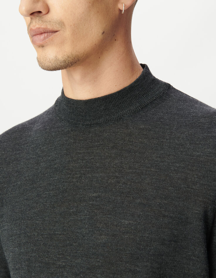 Marineblauer Herrenstrickpulli Kaminkragen-4