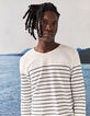 Off White Herrenmatrosenshirt mit blauen Streifen-1