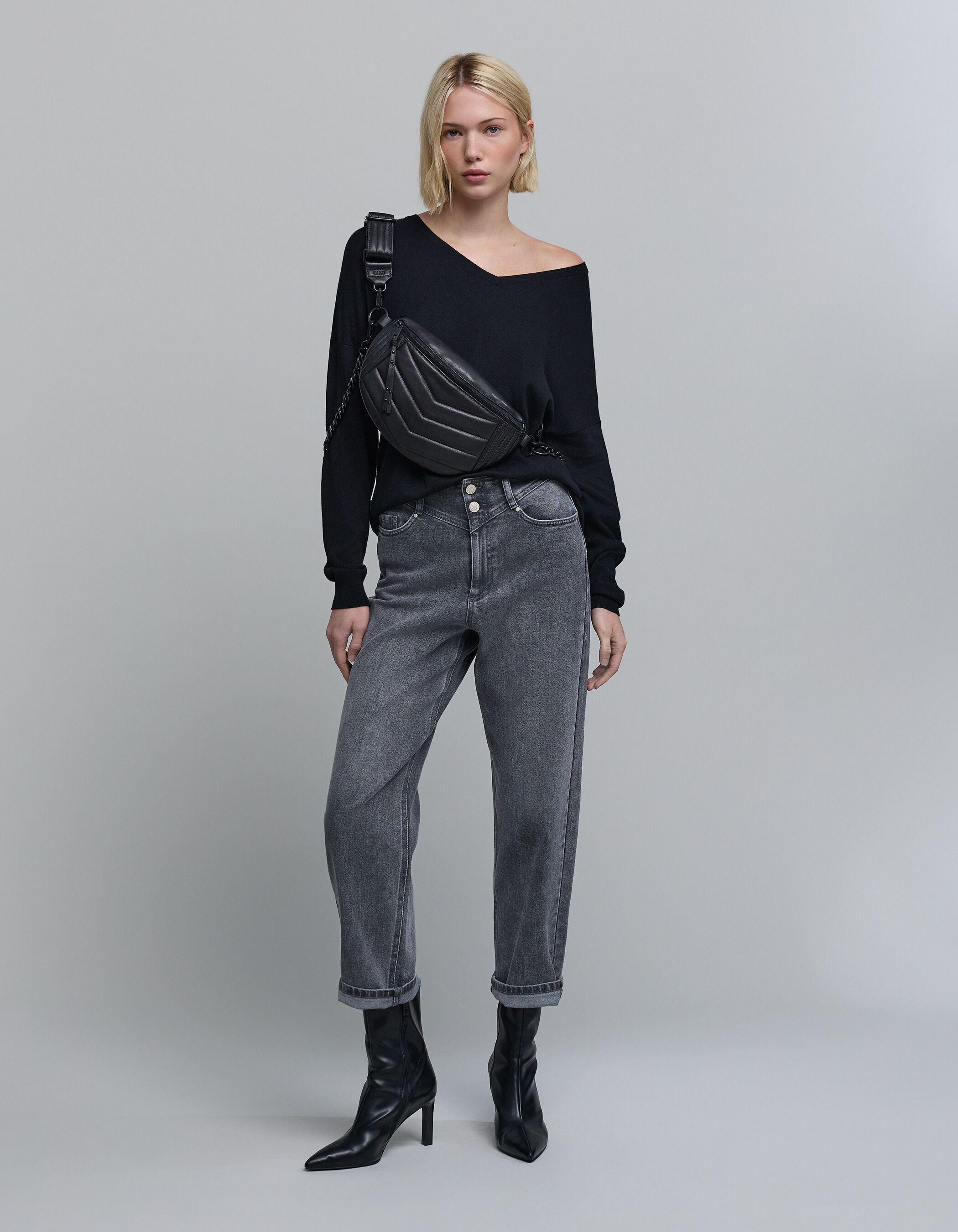 Pull noir tricot tete de mort strass dos Femme IKKS