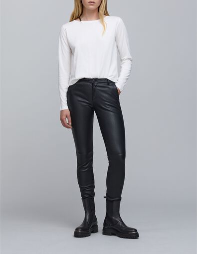 Camiseta de mujer con cuello de cadena en blanco roto - IKKS