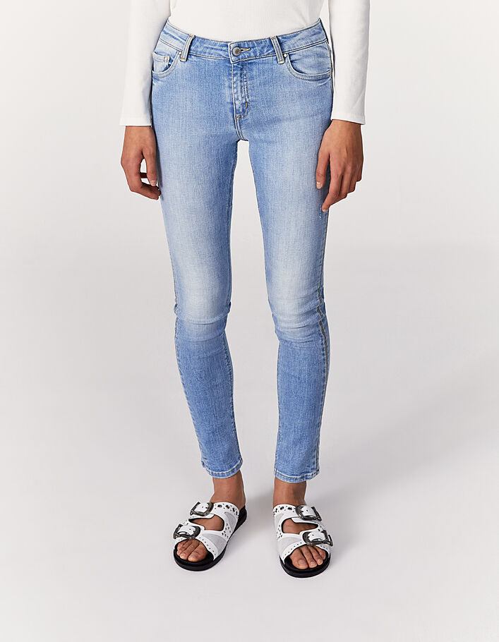 Women’s light blue regular waist sculpt-up fit slim jeans-2