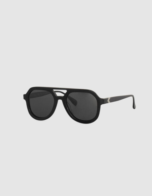 Women’s black pilot-style frame sunglasses