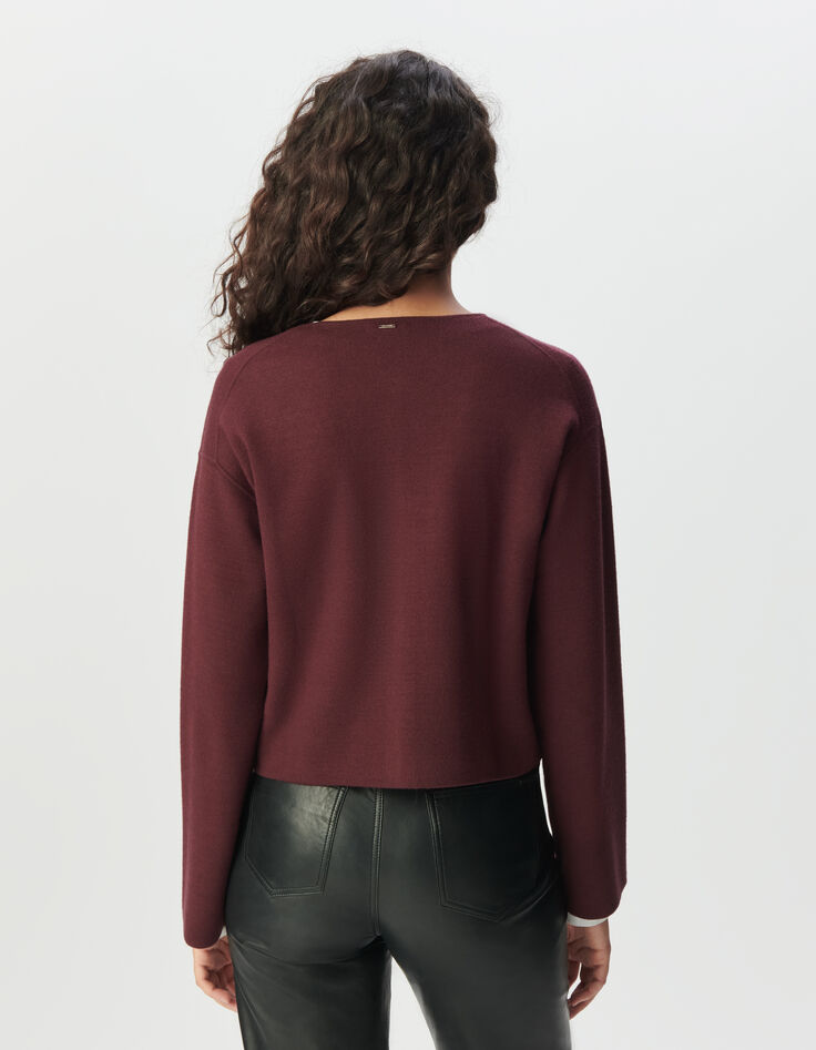 Women’s burgundy knit short cardigan with patch pockets-3