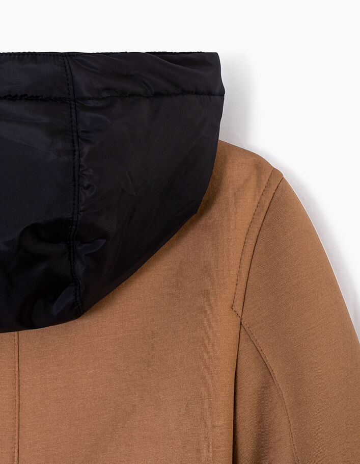 Zandkleurige mantel met zwarte nylon capuchon voor jongen - IKKS