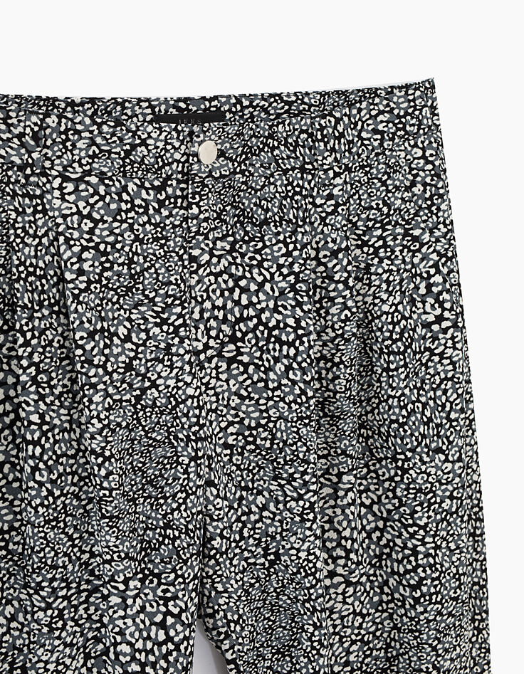 Knöchellange Damenchiffonhose mit Panterprint-3