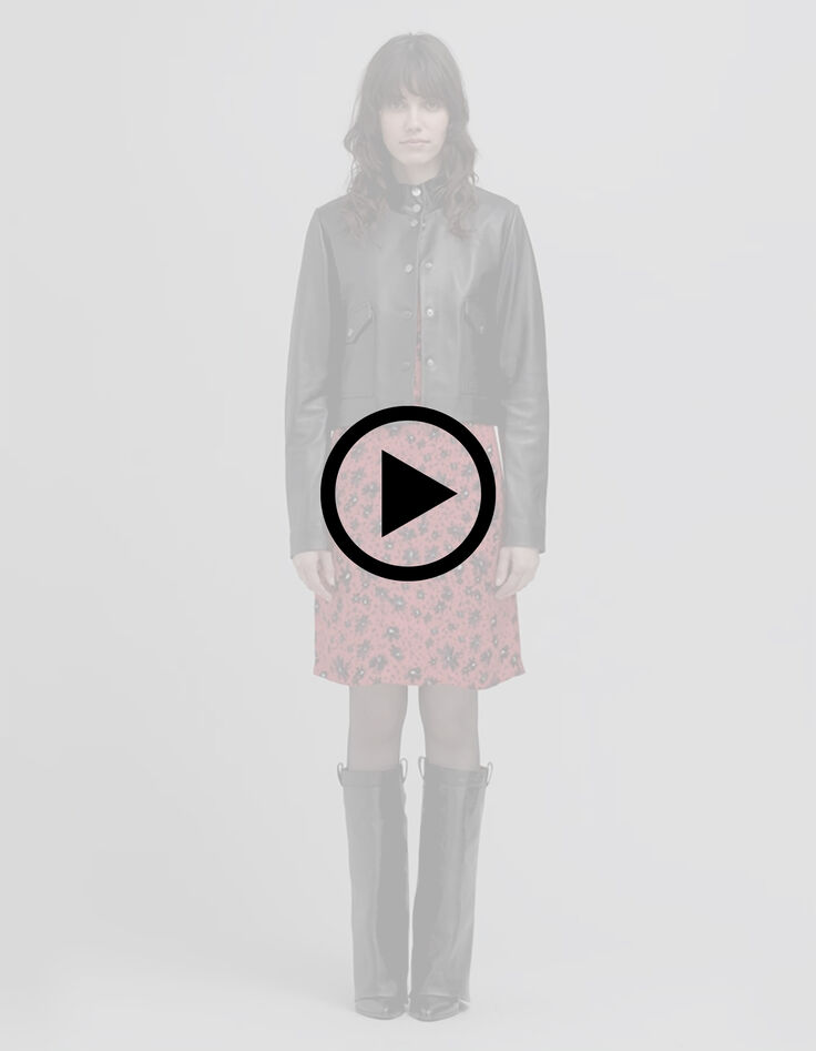 Bomber de piel negra recortada para mujer-7