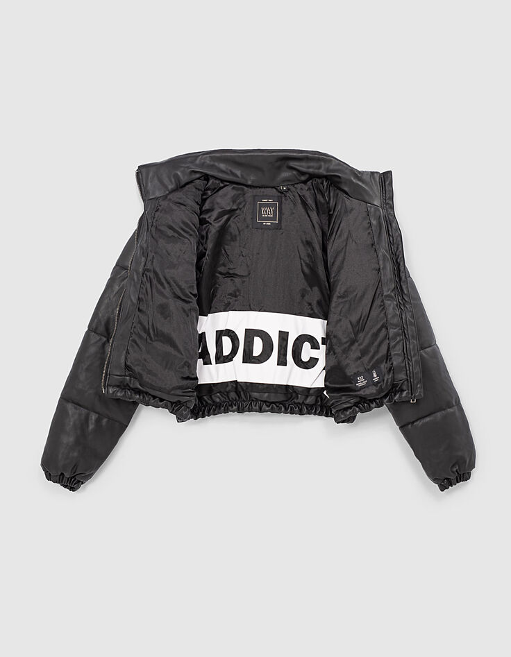 Kurze, schwarze M&auml;dchensteppjacke aus Kunstleder-1