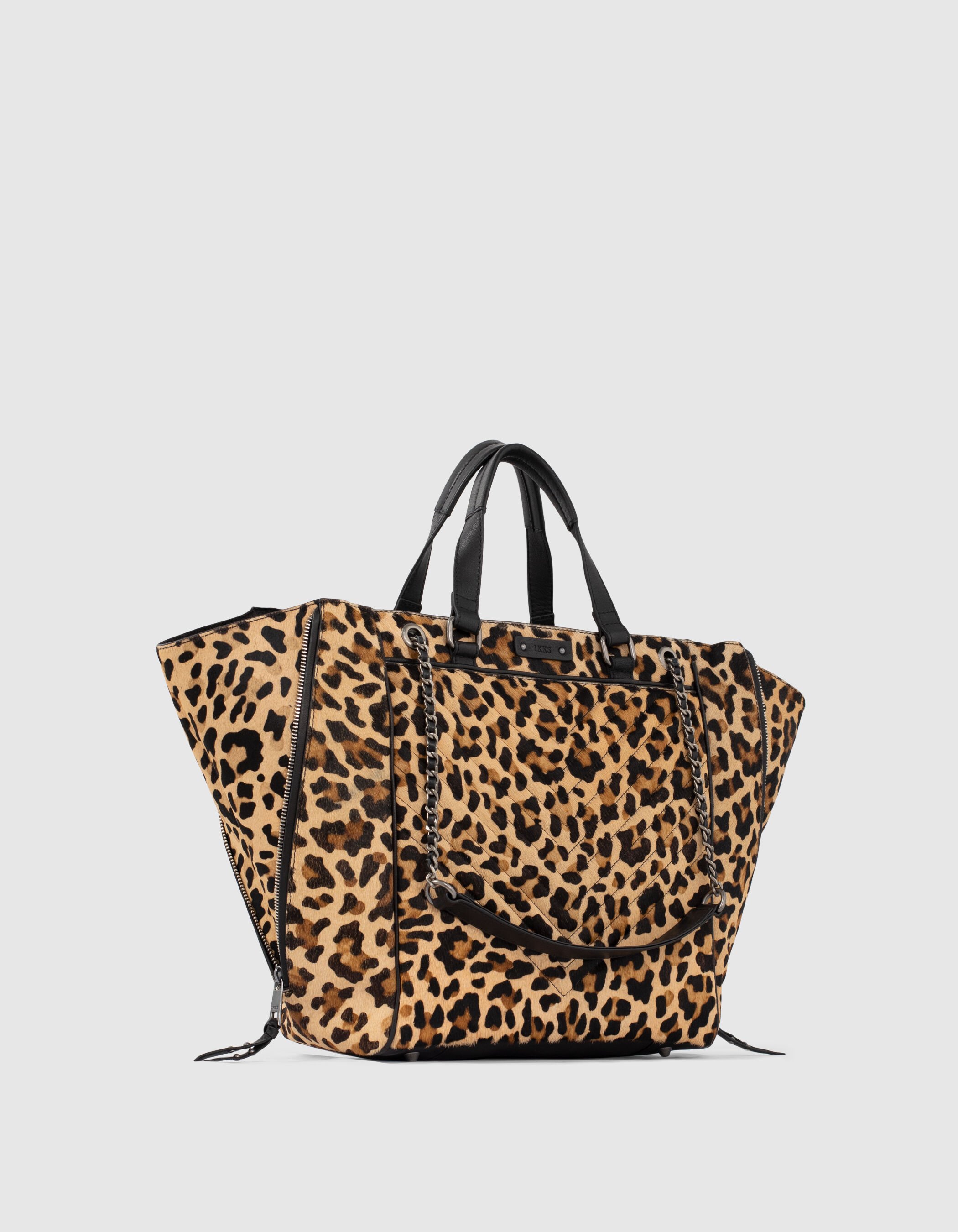 Women s THE LEOPARD 1440 quilted chevron leather tote bag IKKS