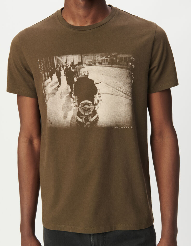 Camiseta manga corta caqui foto motero hombre-4 Camiseta manga corta caqui foto motero hombre-4