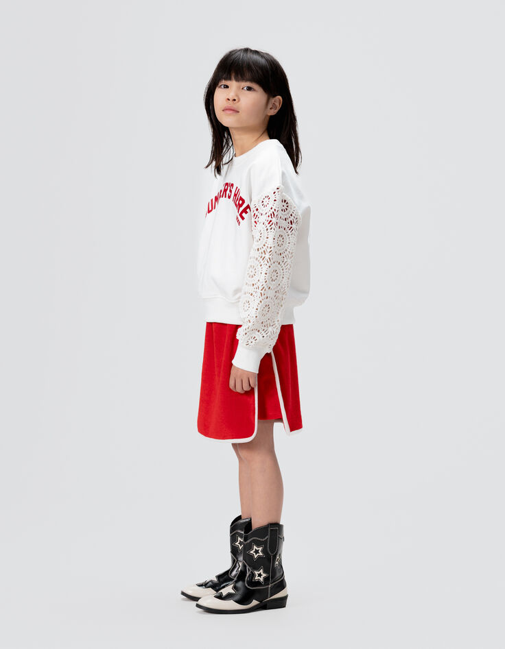 Sudadera blanca mangas ganchillo calado niña-2