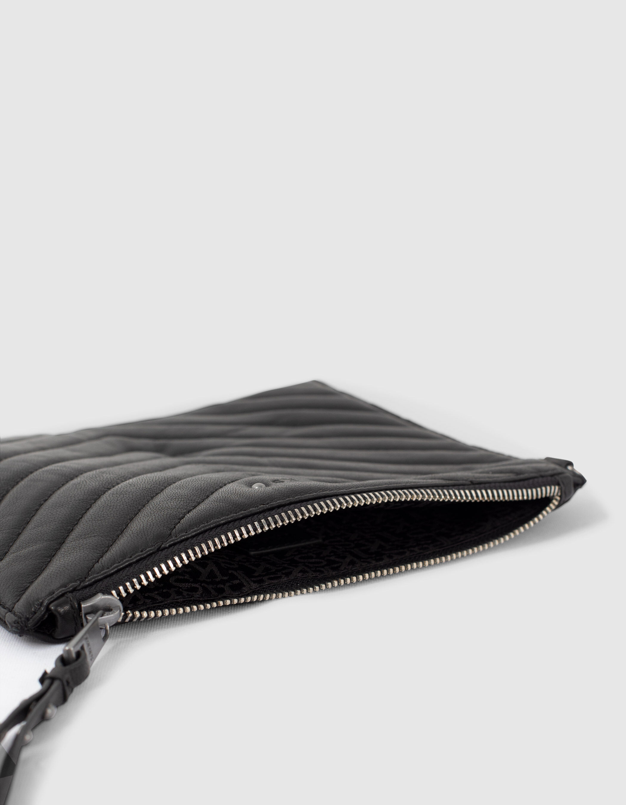 Pochette ikks outlet