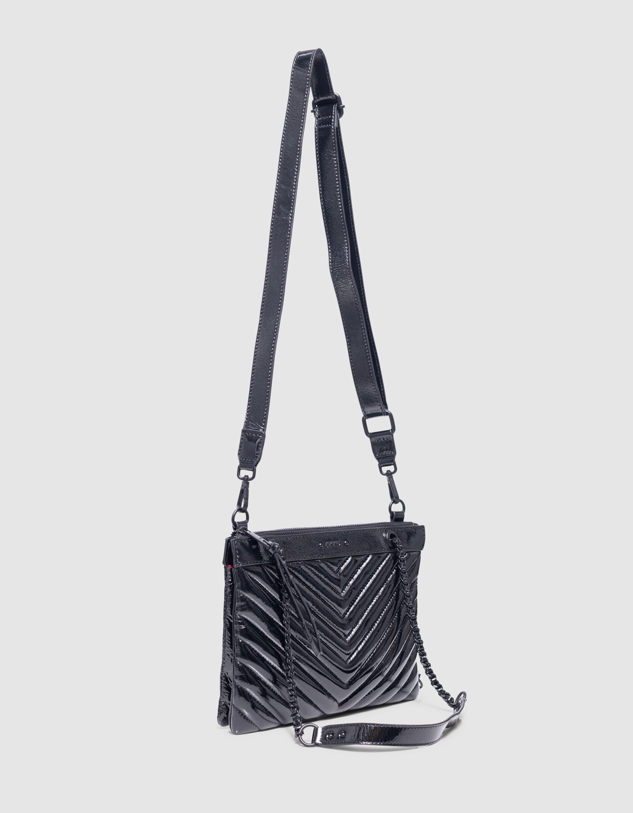 Sac pochette 1440 Reporter noir cuir verni froisse Femme IKKS