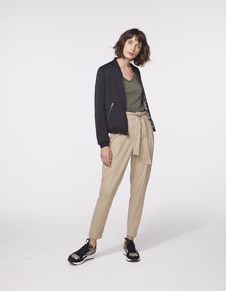 Women’s khaki linen T-shirt, leopard sleeves-5
