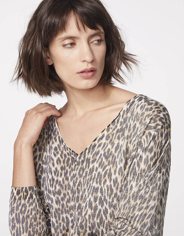 Women’s black panther print V-neck sweater-4